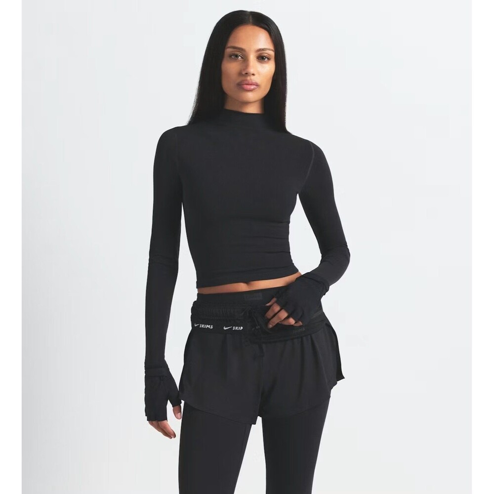 SKIMS Black Long Sleeve Mock Neck Crop Top NWOT